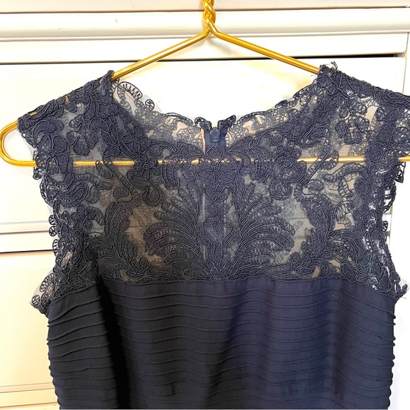 Tadashi Shoji Navy Blue Lace Dress Wedding Guest MOB Size Small NWOT Cocktail - Picture 8 of 13